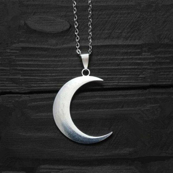 Collier Croissant de Lune couleur Argent